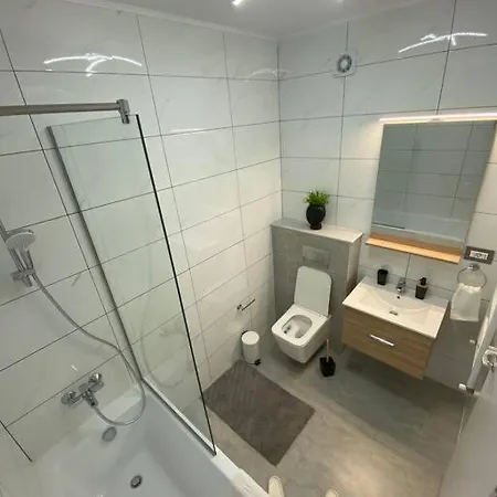Inchiriez Apartament * Κονστάντζα